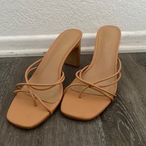 Sabo Skirt Ophelia Mules size 8